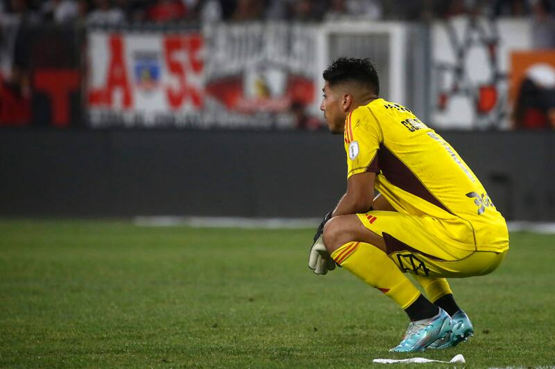 Brayan Cortés es protagonista de una nueva polémica que está remeciendo la interna en Colo Colo. (Foto: Agencia Aton)