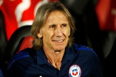 Mientras en Chile nadie lo quiere, este club decidió hacerle una estatua a Ricardo Gareca