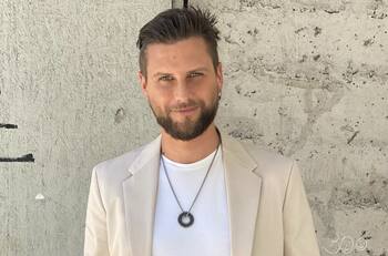 "Su primera vez en la nieve": Jean Philippe Cretton mostró tierno paseo familiar junto a su hija