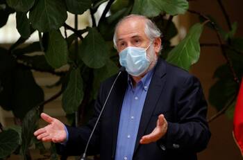 Senador Montes a Pamela Jiles: "No se le ha visto con propuestas de gobernar un país"