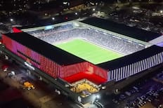 Abonados ausentes: La UC elabora un plan para evitar butacas vacías en el Claro Arena