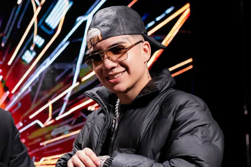 El artista esta siendo acusado.