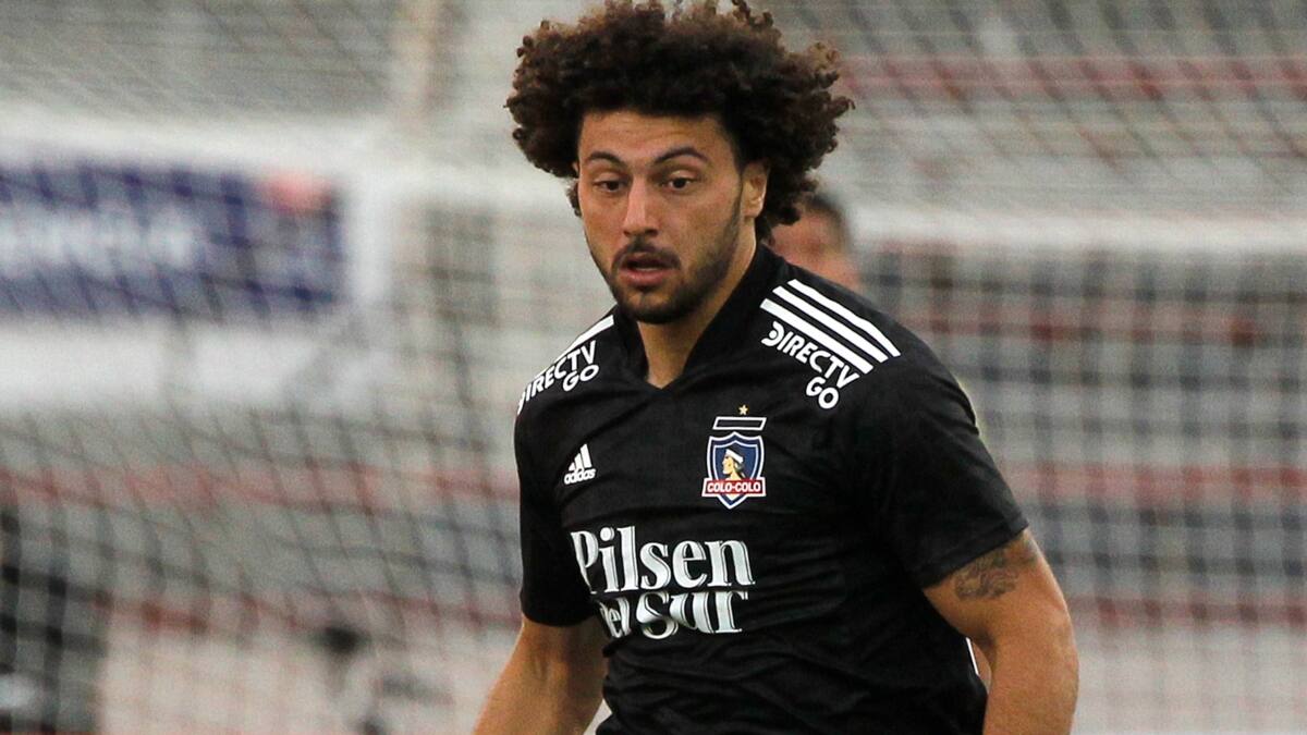 Histórico de Colo Colo pidió la continuidad de los juveniles en vez de Falcón para el Superclásico