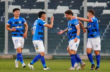 Se suma al Sacha Sáez: Huachipato no pierde el tiempo y está a un paso de quedarse con figura de la Primera B