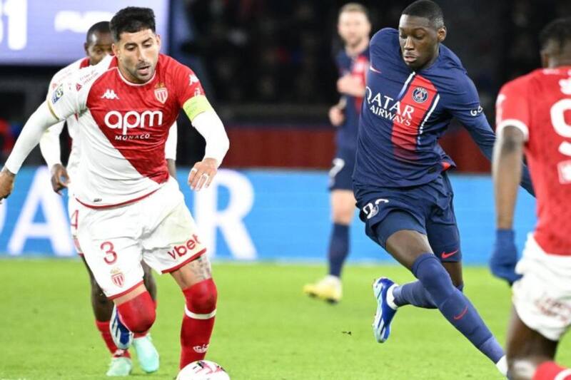 se quedaría en el AS Mónaco, tras enfriarse las negociaciones con el Rennes.