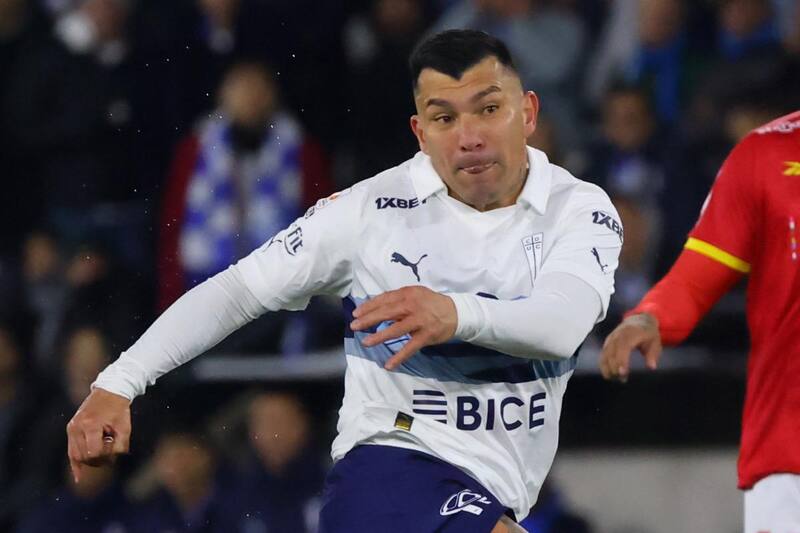 en el debut de la UC en el Claro Arena.