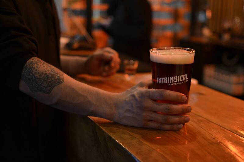 Es una excelente opción para celebrar el Día de la Cerveza en Chile. Foto: Intrinsical