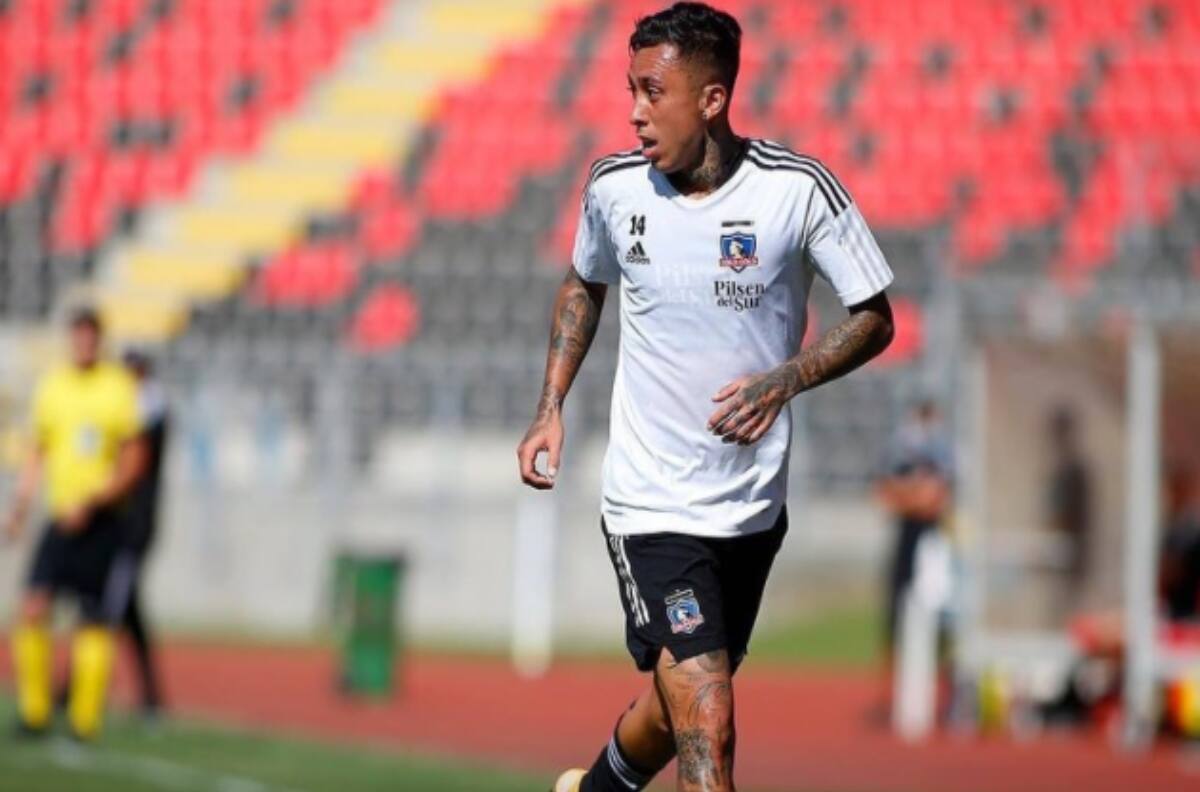 Video: El golazo de Martín Rodríguez tras gran jugada de futbolistas albas en práctica mixta