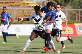 Defensa de Santiago Morning confesó que le gustaría jugar en la U