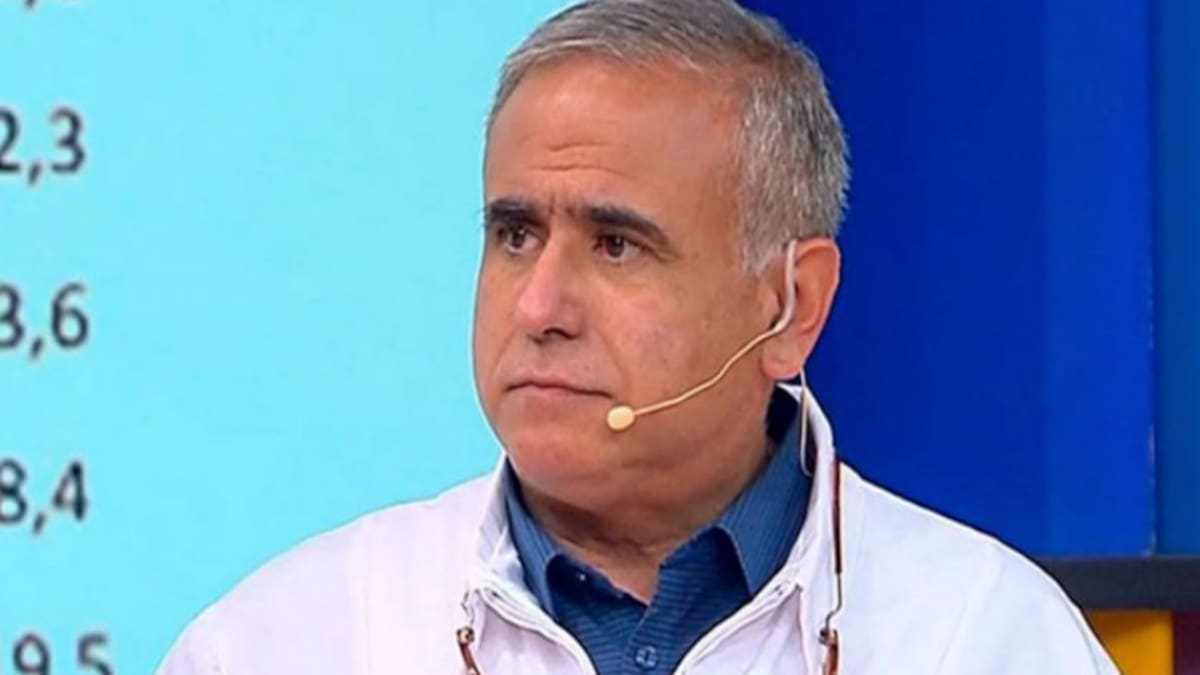 Dr. Ugarte provocó la ira de Twitter con crítica sobre el retiro del 10%