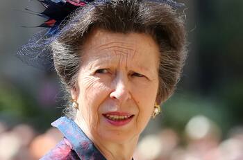 La princesa Ana es dada de alta tras sufrir grave accidente en caballo