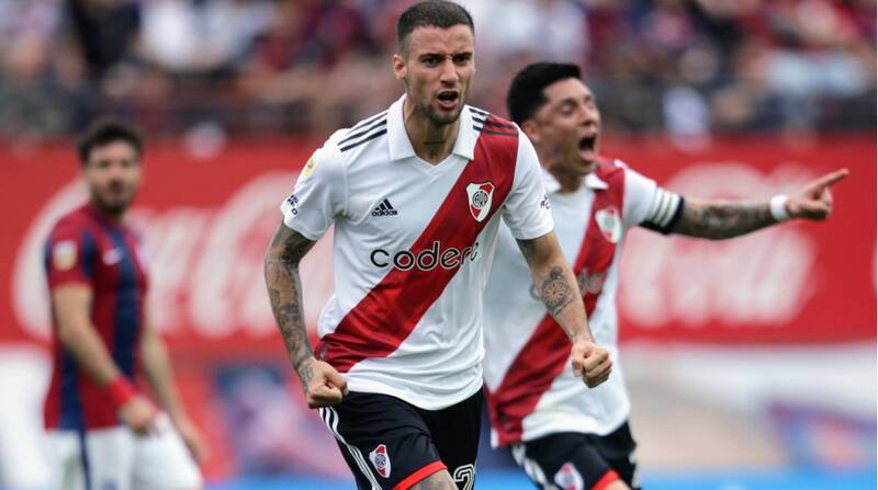 se va a Vélez porque le queda cerca de su hogar.