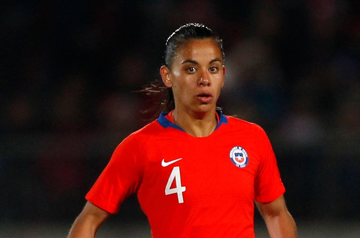 Francisca Lara se sometió a una operación en la rodilla y es duda para los Preolímpicos