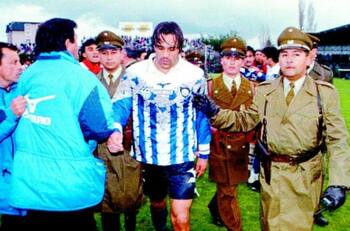 VIDEO | Lo sufrió Hernán Caputto: se cumplieron 25 años del día de furia de Candonga Carreño