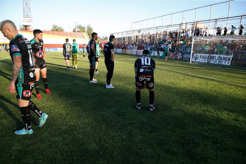 El dramático momento en que los Delfines perdieron la categoría en la temporada 2023 de la Primera B.