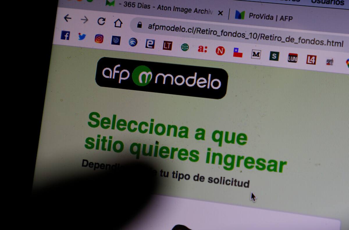 Superintendencia multó a seis AFP con 373 millones de pesos