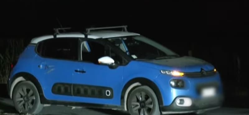 Este es el vehículo en que se transportaba Rodrigo Rojas Vade. Foto: Captura.