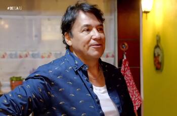 "Era mi carencia de cabro chico": Gigi Martín contó porqué abundan los televisores en diversos espacios de su casa