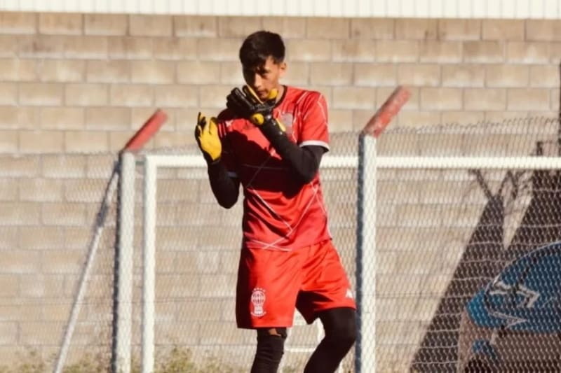 El portero de Huracán que jugará por Chile. Foto: Instagram Huracán.