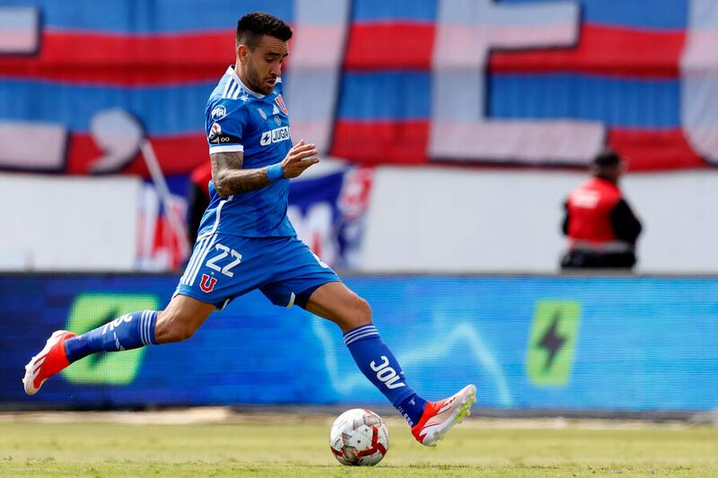 Matías Zaldivia es el Patrón de la defensa azul. Foto: Aton.