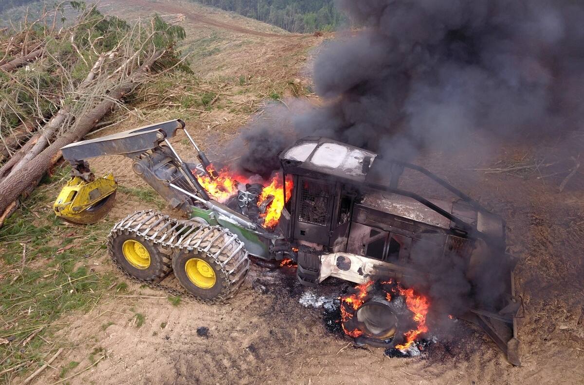 Estado de excepción: reportan una serie de atentados incendiarios en Biobío La Araucanía y Los Ríos