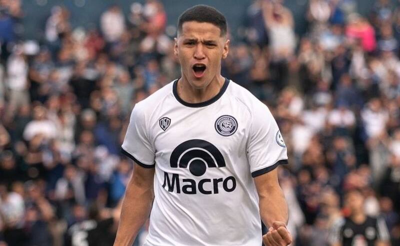 en la órbita de Colo Colo.