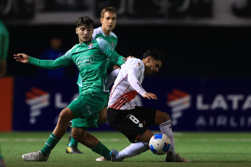 El delantero chileno-argentino parte a Independiente Rivadavia. Foto: Agencia ATON.