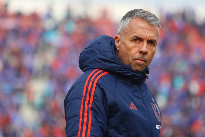 Un lesionado, un suspendido y dos regresos: el panorama de la U para el Superclásico. Foto: Aton.