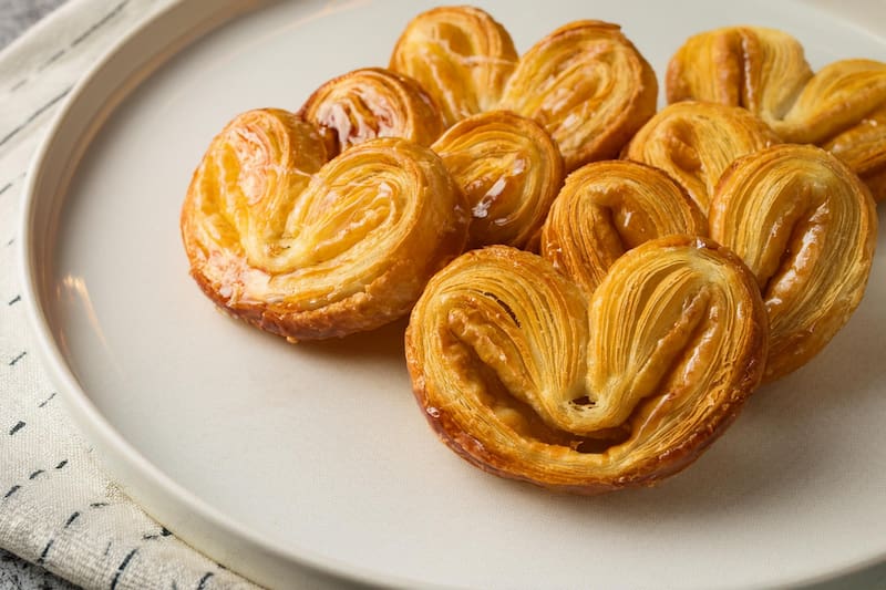 Conoce cómo se preparan estas deliciosas y crujientes palmeritas.