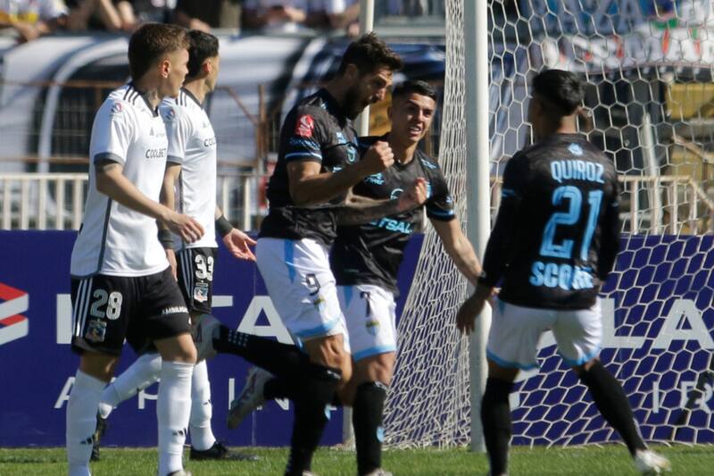 Joaquín Larrivey aprobó el posible fichaje de Julián Alfaro de la U. Foto: Aton.