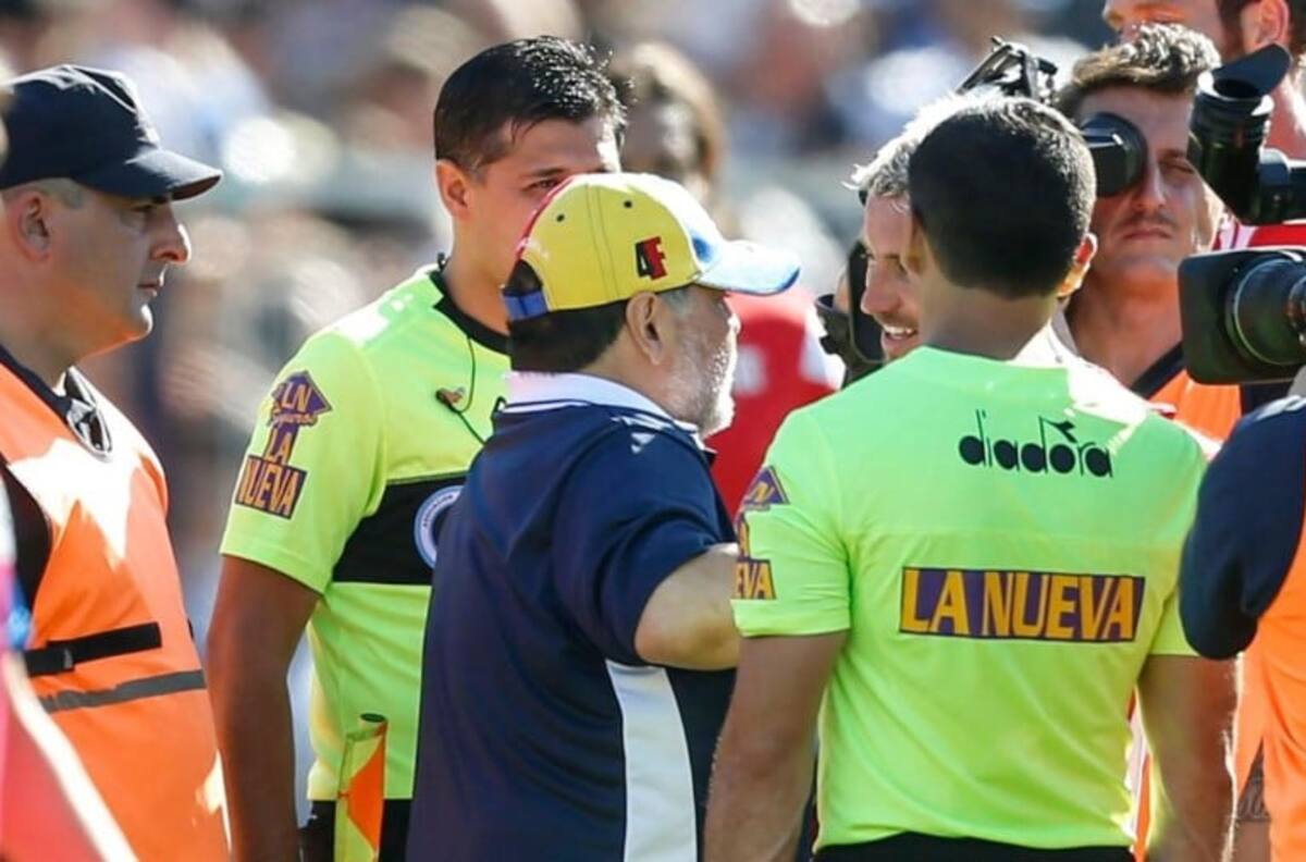 Hubo segundo round: Diego Armando Maradona rechazó las disculpas de Gastón Fernández