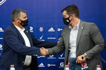 Revelan negocios que vinculan al presidente de la U con Victoriano Cerda y la familia Kiblisky