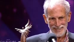 “Vine con tu cartera, mamá”: Héctor Noguera le dedicó especial discurso a su madre en los Premios Caleuche 2023