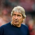 “Yo lo veo feliz”: En el Betis descartan que Manuel Pellegrini puede irse