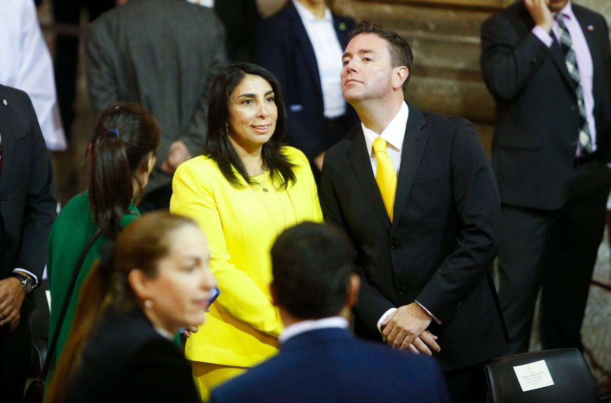 "Se comentaba que terminara mi relación": Karla Rubilar respondió acusaciones de haber usado recursos públicos para campaña de su pareja, Christian Pino