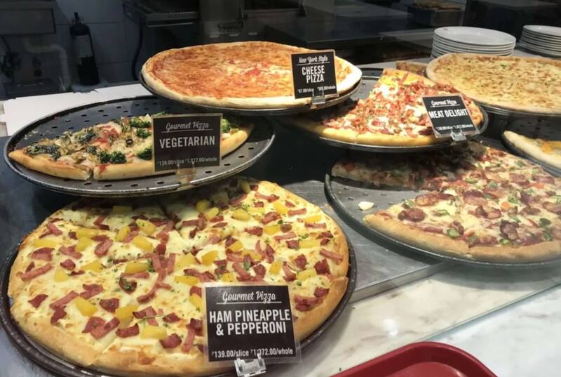 tiene en Chile la representación de la tradicional pizzería estadounidense, Sbarro.