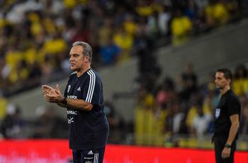 DT campeón de la Copa Libertadores reveló que fue contactado para dirigir La Roja tras la salida de Martín Lasarte
