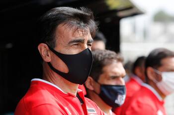 El enojo de Colo Colo tras la expulsión de Gustavo Quinteros