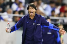 Daniel Garnero se abre a la opción de sumar un nuevo refuerzo en la UC: “Buscaremos la mejor solución”