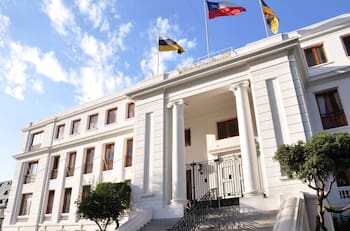 Hasta $1.138.400: Ofertas laborales en la Municipalidad de Ñuñoa para trabajar en programa del Fosis