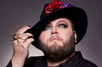 Quién es Enrique Ramil, cantante español y participante de la competencia internacional del Festival de Viña 2024