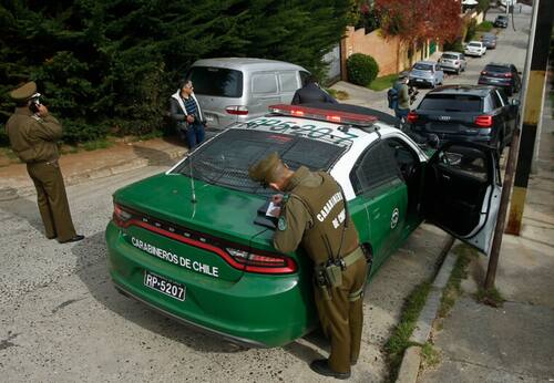 Recuperan autos robados en distribuidora Audi de Vina del Mar
Sebastian Cisternas/Aton Chile