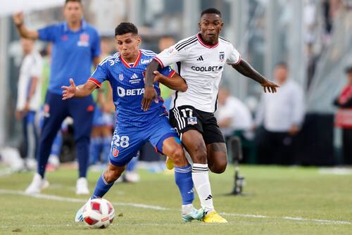 Israel Poblete señaló que en la U quieren jugar como equipo grande. Foto: Aton.