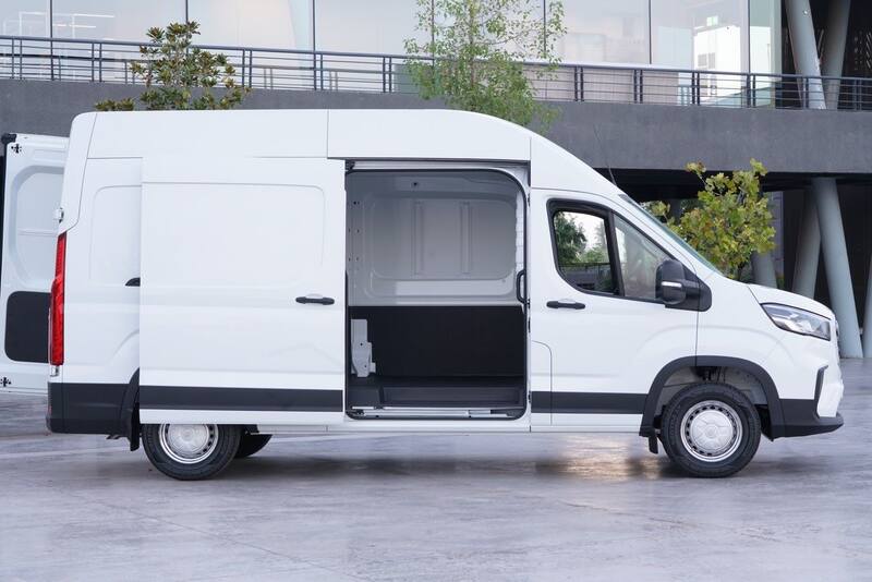 Este vehículo de pasajeros será un cuartel móvil de Carabineros este 2024