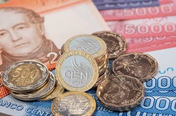 ¿Recibiste una? Nueva moneda de 100 pesos ya está disponible en Chile