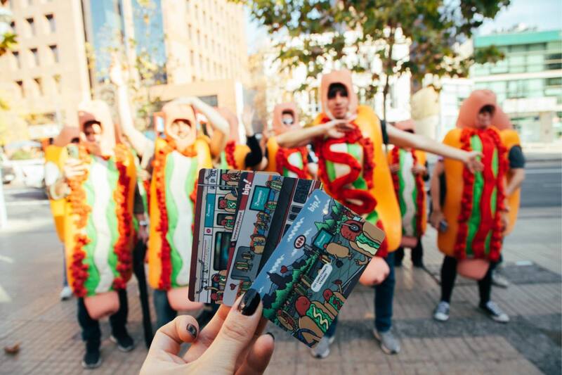 En total, son tres los diseños que buscan conmemorar la celebración del mes de este plato clásico de la gastronomía nacional.