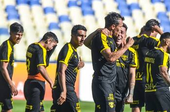 Figura de Fernández Vial reveló que hincha por la UC en el torneo de Primera División