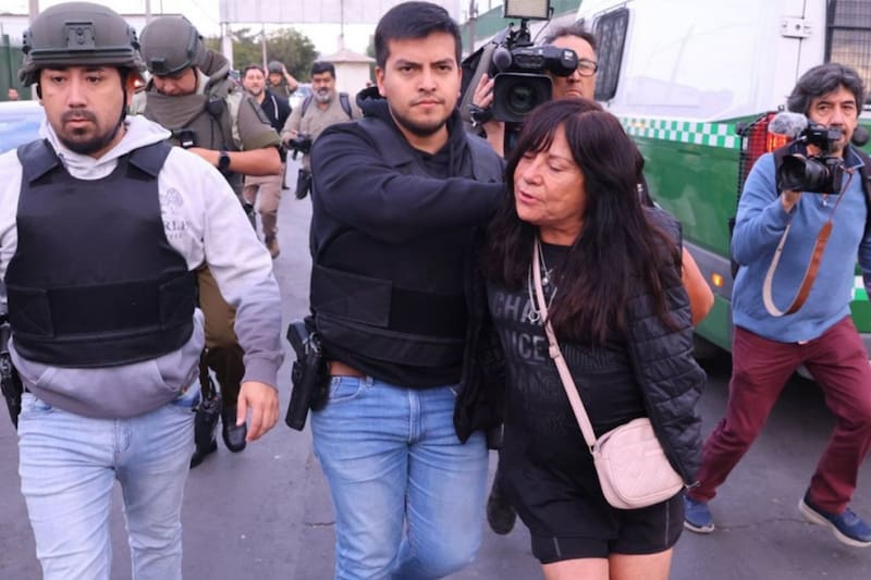 Revelaron nombre y edad de la mujer que arrebató la pistola de un guardia de seguridad. Créditos: 24 Horas.