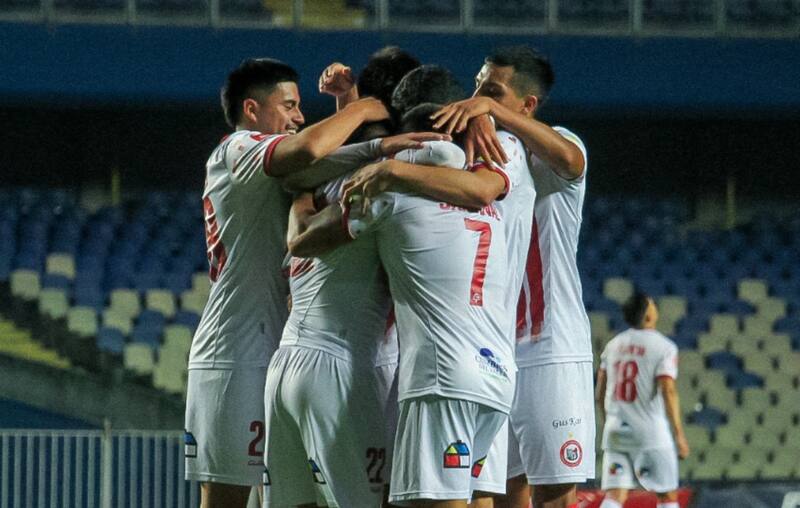 presentó a sus tres nuevos refuerzos.