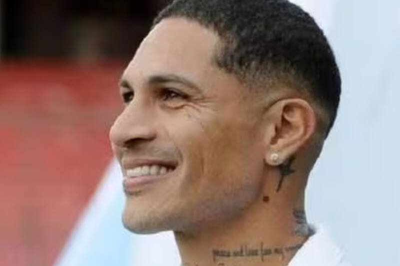 Paolo Guerrero, el fichaje más caro en la historia del fútbol peruano.